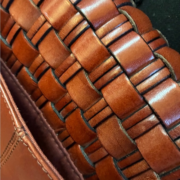 Vintage Woven Leather Shoulder Bag - Picture 7 of 11